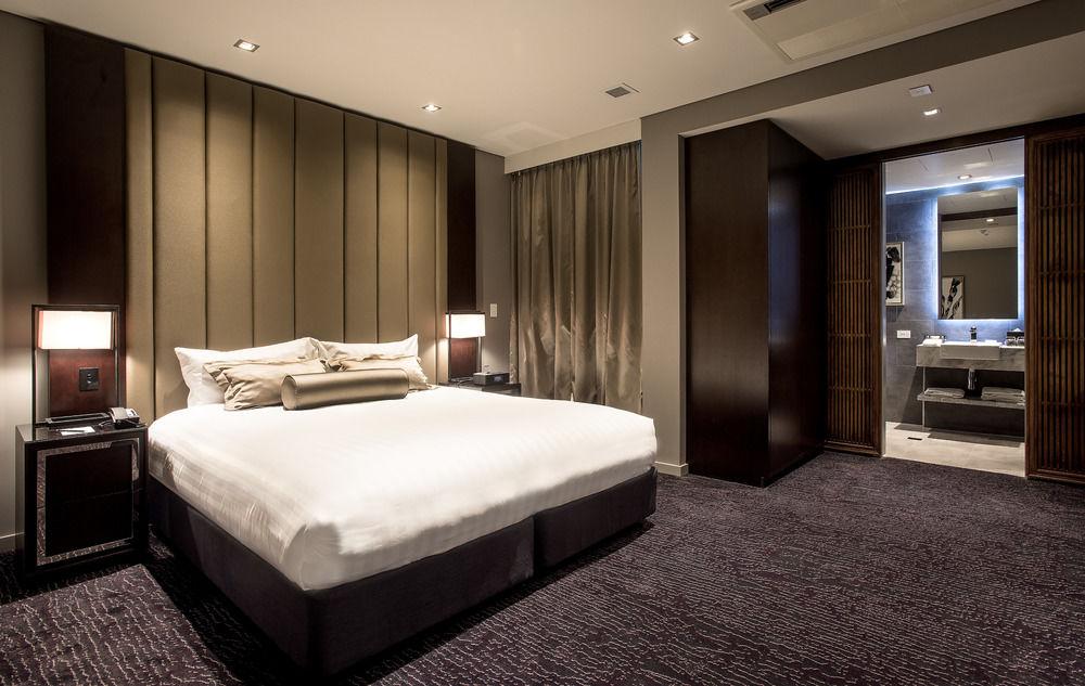 The Beetson Hotel Brisbane Exterior photo A bedroom at the hotel